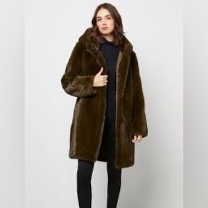 NWOT BCBG FAUX FUR HOODED JACKET